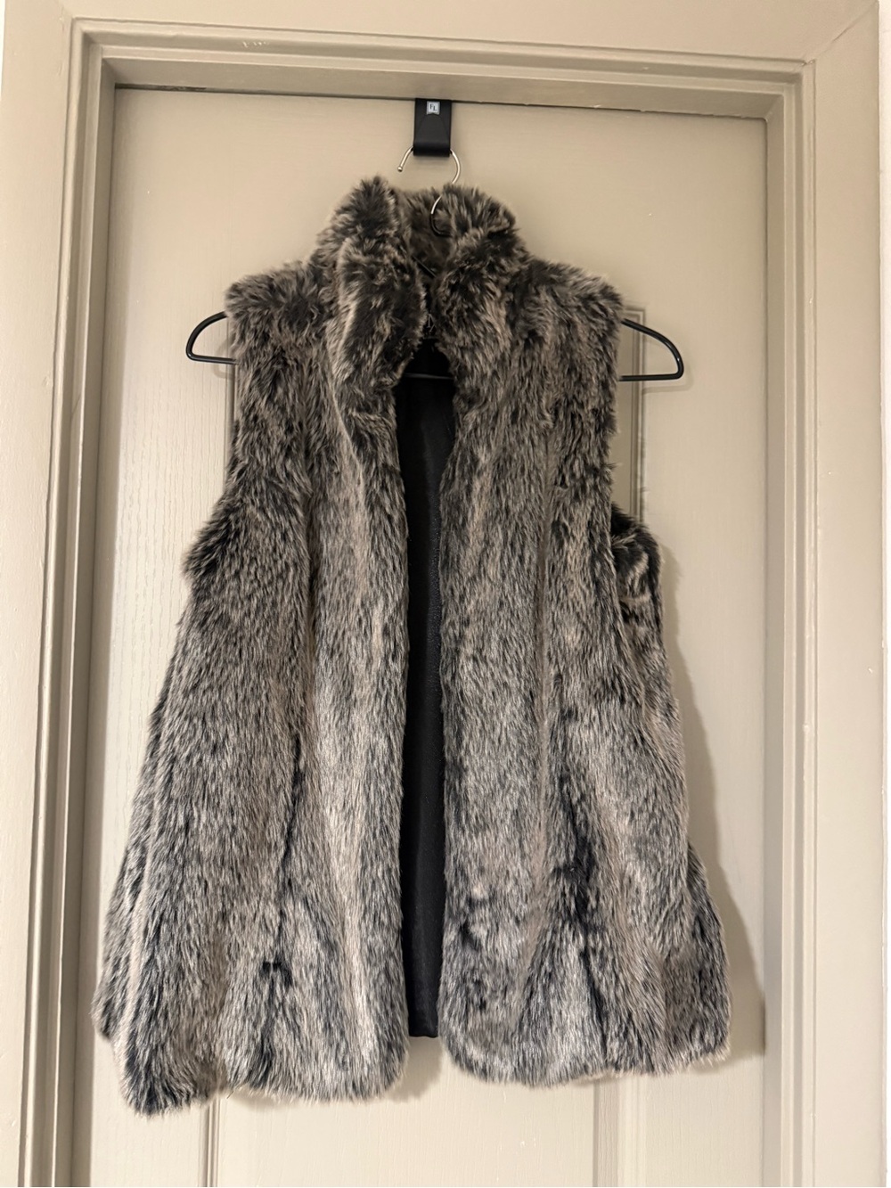 Gray Faux Fur Sleeveless Vest - Luxe Layering